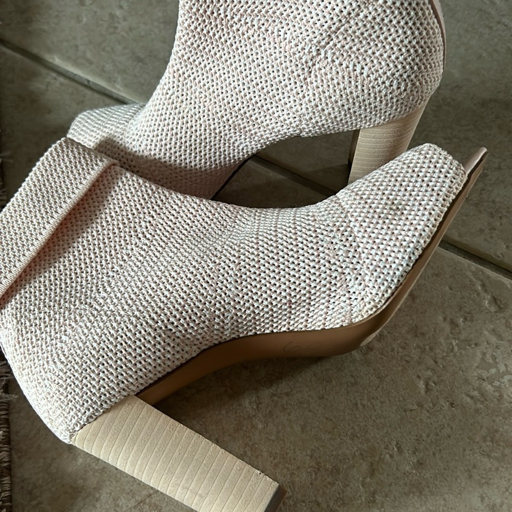 Avec Les Filles- heels